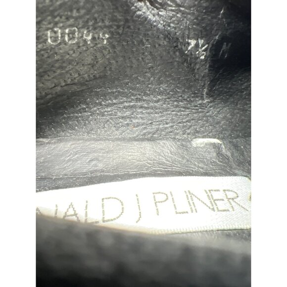 Donald J Pliner AAA Elastic Loafers Black Leather Accent Size 7.5M - Picture 9 of 9